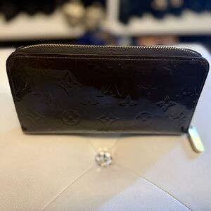 Louis Vuitton Vernis Monogram Wallet